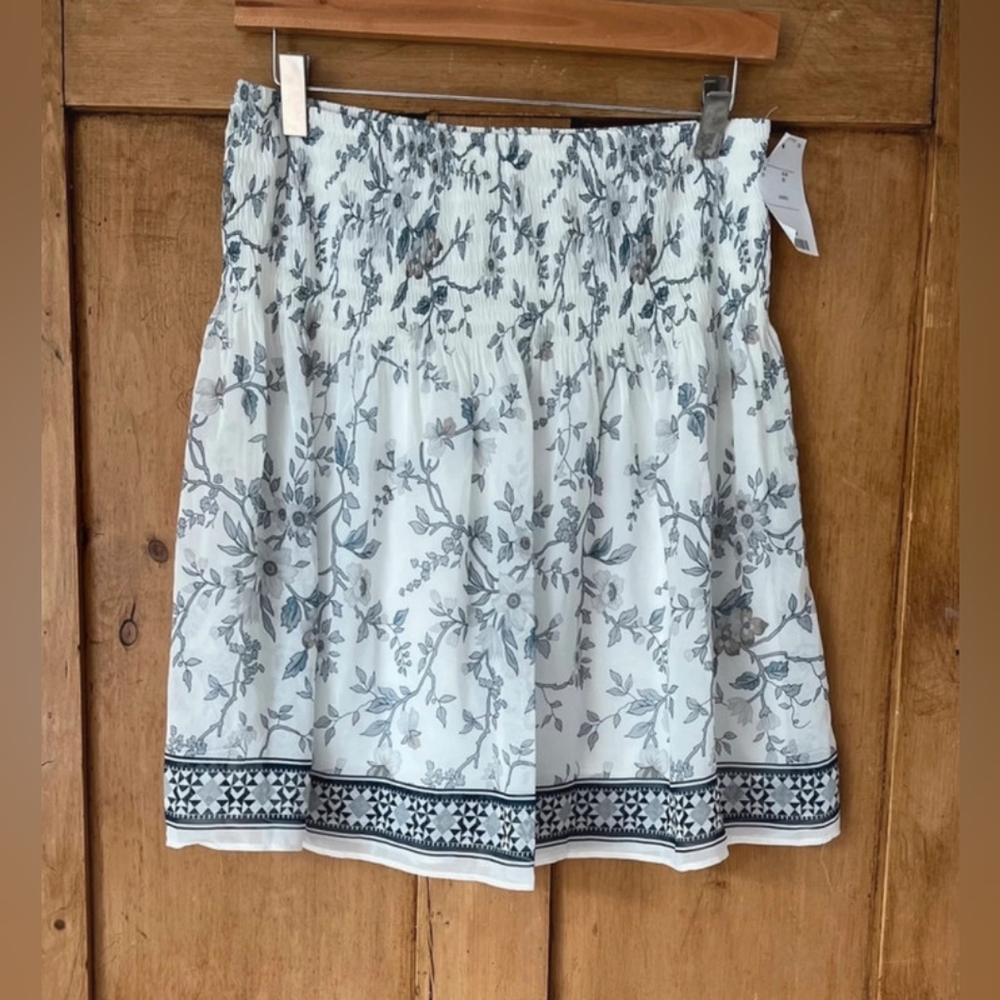 Max Studio Pretty Floaty Skirt
